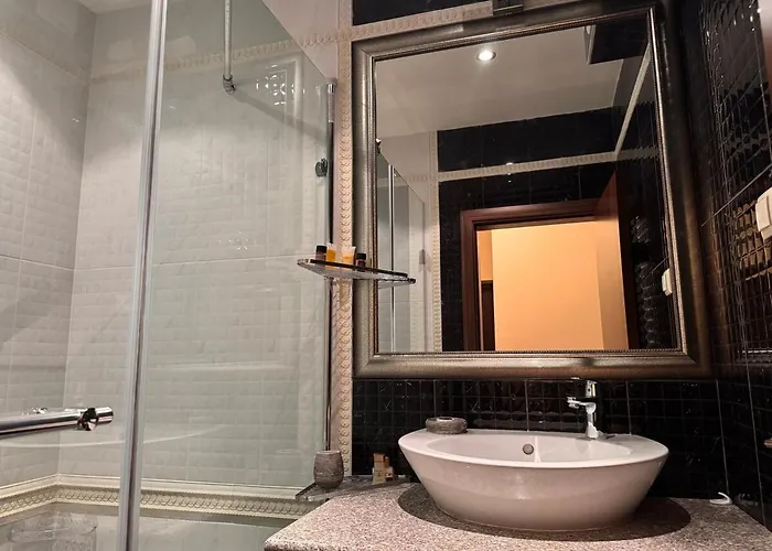 Argisht - 2 Bedroom * فارنا